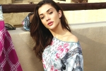 Rajinikanth, Rajinikanth, amy jackson relieved from 2 0, Amy jackson latest