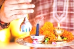 daily pooja timings at home, daily pooja mantras in sanskrit, easy way to perform daily puja at home, Vedas
