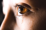 does crying make you gain weight, tears to lose weight, tears can help you lose weight especially if it s between 7 p m to 10 p m claims study, Broken relationships