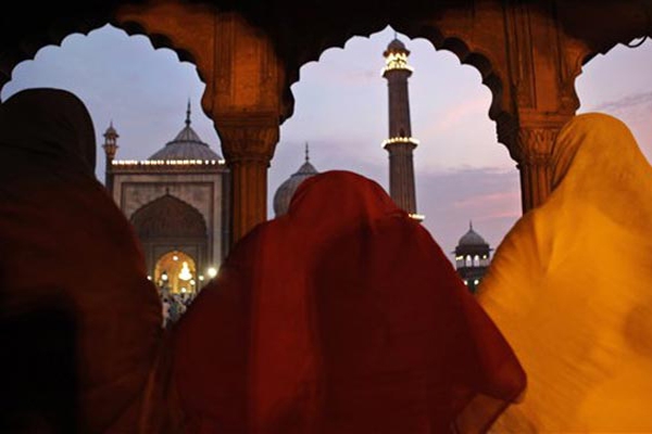 India brings on Eid-ul-Fitr with gusto},{India brings on Eid-ul-Fitr with gusto