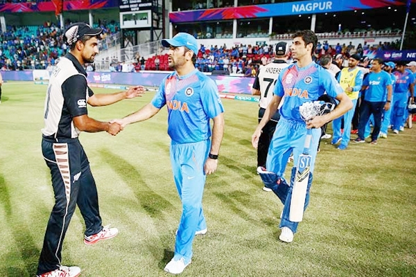 Biggest challenge was to stay positive, says Dhoni