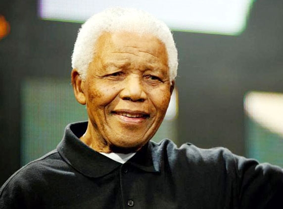Nelson Mandela spends 'restful' Easter in hospital